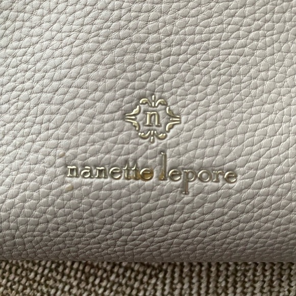 Nanette Lepore Wristlet Zipper Pouch. Lt. Beige. 9 1/2 Wide in.X 5 1/2 in. Tall. - Picture 3 of 12